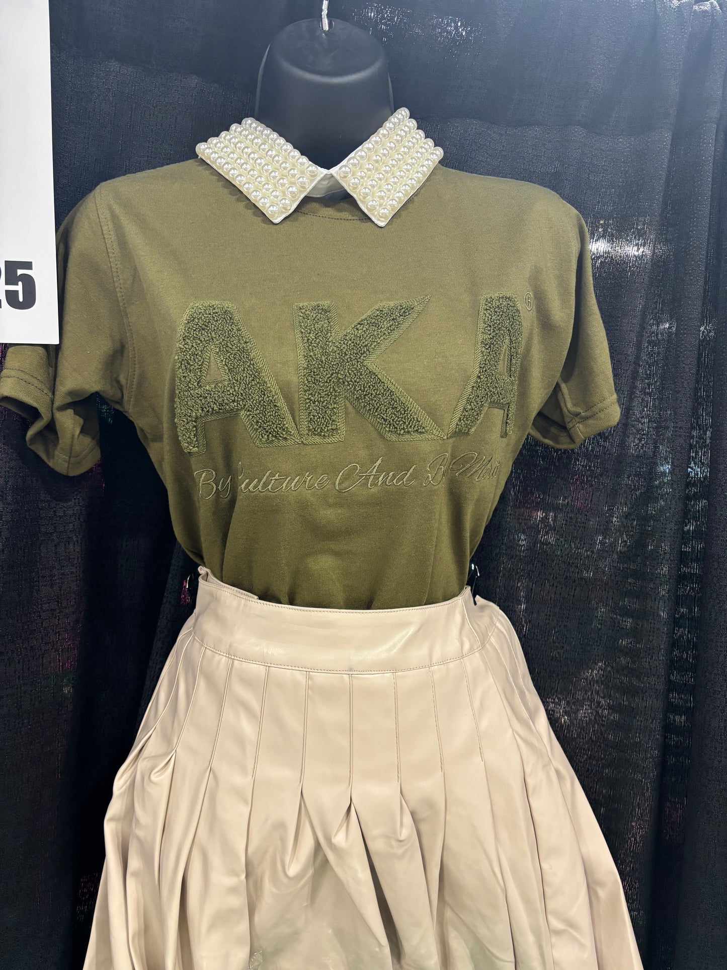 Chenille AKA T-shirt (olive green)